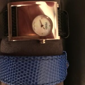Fendi Watch/ with bands